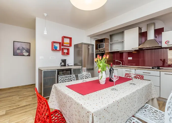 Vila House Brzac