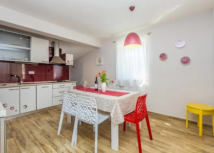 Vila House *