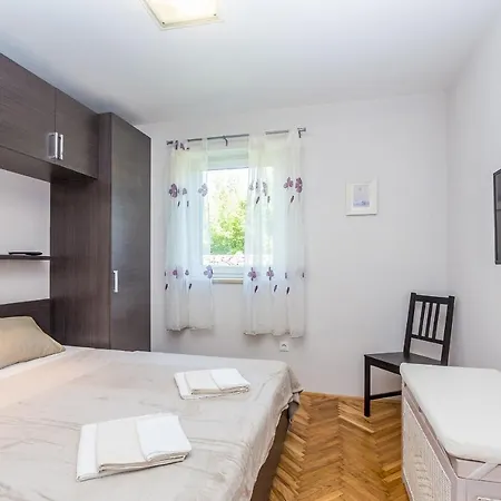 Villa House Brzac