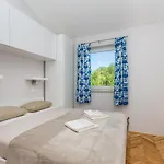 House * Brzac