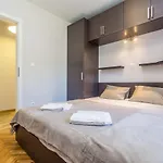Villa House Brzac
