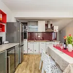 Villa House Brzac